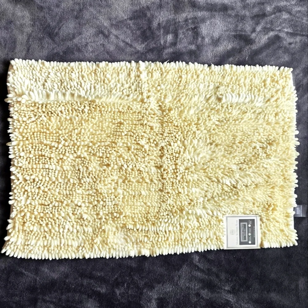 New Plush Chenille Bath Mat: Luxuriously Soft Highly Absorbent Non-Slip 20 × 32